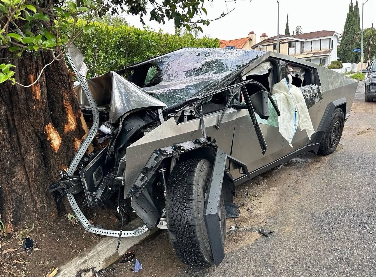 jinnianhui金年会行车不规范🚗TMZ：警方认为阿里纳斯儿子可能因超速导致车祸
